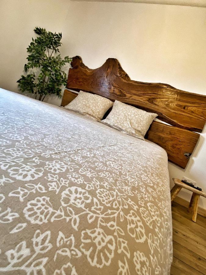 U Pasturellu Bed and Breakfast Pioggiola Eksteriør billede